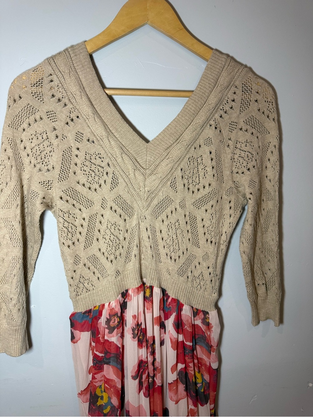 Free People Boho Sweater Dress Medium beige knit floral Midi Dress - Picture 3 of 5